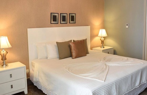 Marbella Apartamento | Apto en YOO Ave Balboa con vista parcial al Mar