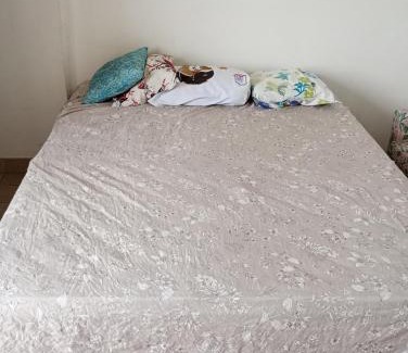 Itarare Apartamento | Apto Equivalente a 2 quartos pela possibilidade de pessoas Biombo para até três separações Equivalente portanto a 3 quartos para até 9 pessoas Sacada ampla andar alto e Sacada ampla