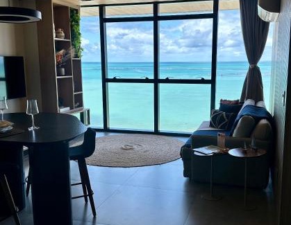 Pajucara Apartamento | Apto Luxo Beira-Mar com Varanda de Frente para o Mar da Praia de Pajuçara NT1207