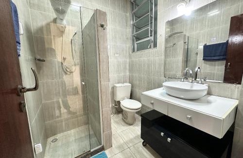 Balneario Remanso Apartamento | Apto na beira da praia do Centro | ROMM207