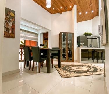Treze Tilias Apartamento | Apto próximo a cascata