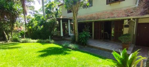 Estaleiro Apartamento | Apto térreo com jardim - Praia do Estaleiro- Balneário Camboriu
