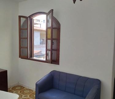 Centro de Vila Velha Apartamento | Apto tipo Casa 10 com 1quarto bem grande Praia da Costa Centro Ar Condicionado Internet Mobiliado Geladeira Fogao TV