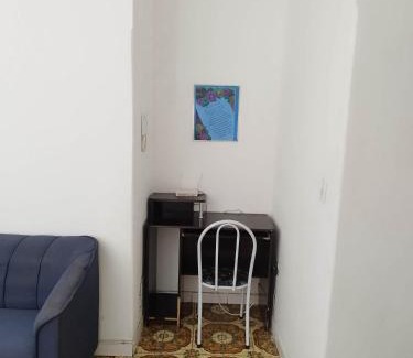 Centro de Vila Velha Apartamento | Apto tipo Casa 10 com 1quarto bem grande Praia da Costa Centro Ar Condicionado Internet Mobiliado Geladeira Fogao TV