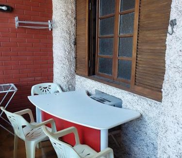 Centro de Vila Velha Apartamento | Apto tipo Casa 10 com 1quarto bem grande Praia da Costa Centro Ar Condicionado Internet Mobiliado Geladeira Fogao TV
