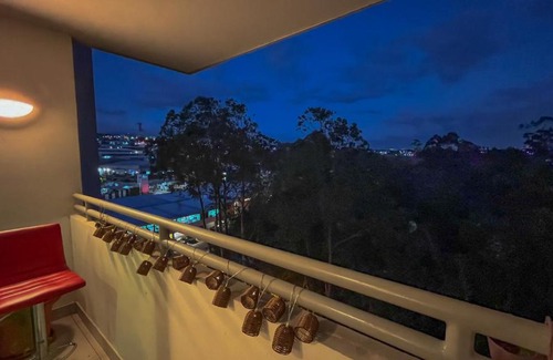 Heredia Apartamento | Apto Verde con vista a la ciudad + Piscina + Gym + Seguridad
