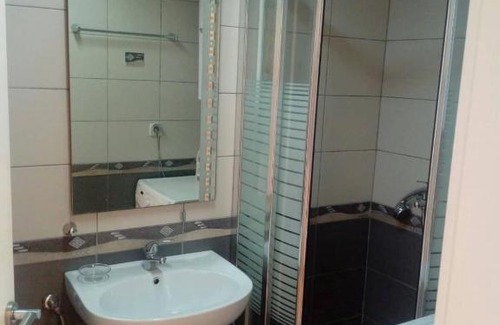 Elshani Apartamento | Aqua Blue Peshtani