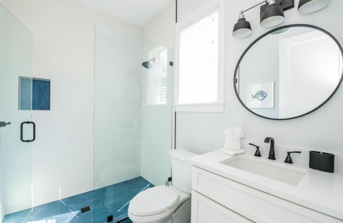 Bradenton Beach Casa | Aqua Paradise by AMI Locals