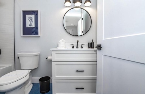 Bradenton Beach Casa | Aqua Paradise by AMI Locals