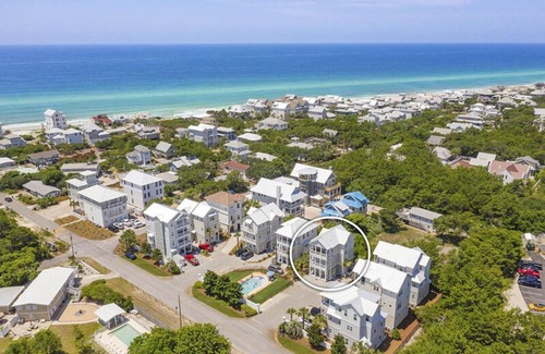 Inlet Beach Casa | Aqua Paradise by Five Star Properties