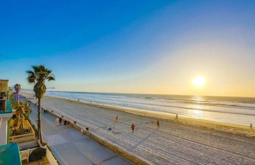 Mission Beach Casa | Aqua