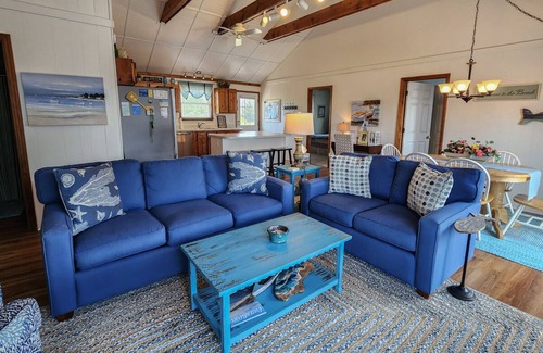 Carolina Dunes Casa | AquaDuck - Oceanside home in Duck with an easy walk to the ocean and sound!