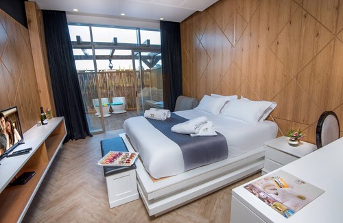 Shavei Zion Hotel | Aquaduct Hotel