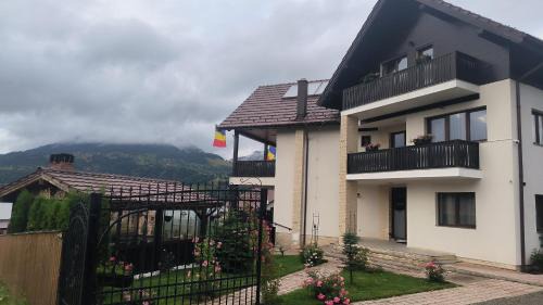 Bistrita Bargaului Casa | Aqualina Colibita - pe malul lacului