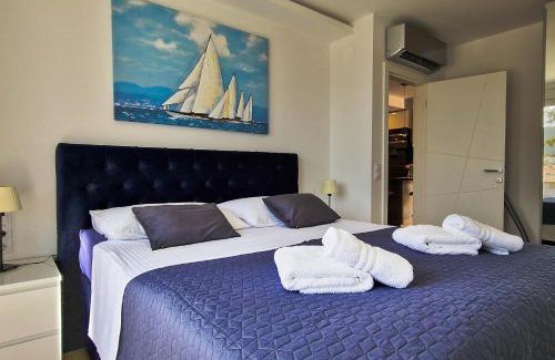 Gruz Apartamento | Aquamarine Deluxe Apartment