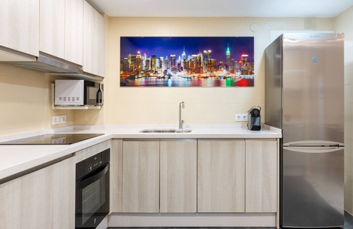 Las Lagunas Apartamento | Aquamijas – Confort Moderno Cerca del Parque Acuático Aguamijas