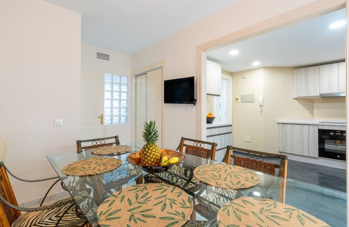 Las Lagunas Apartamento | Aquamijas – Confort Moderno Cerca del Parque Acuático Aguamijas