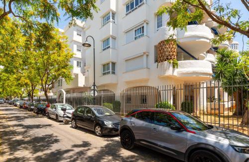 Las Lagunas Apartamento | Aquamijas Retreat - Modern Comfort Near Aguamijas Water Park