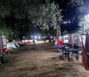 Jala Otro | Aquariumi Jale Camping