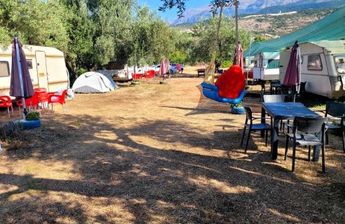 Jala Otro | Aquariumi Jale Camping