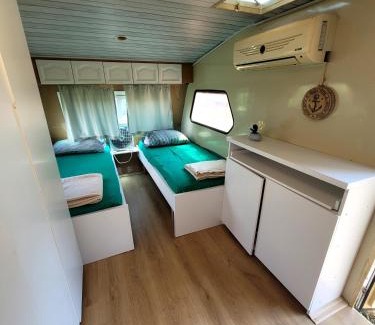 Jala Otro | Aquariumi Jale Camping