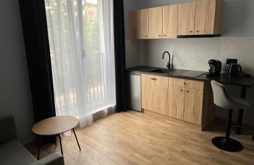 Grodzisk Mazowiecki Apartamento | Aquarius Kilińskiego szafir