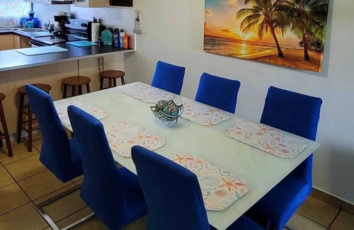 Las Carreras Apartamento | Aquatika Beach Resort Garden Apt for 8 people!