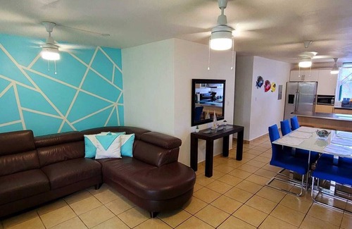 Las Carreras Apartamento | Aquatika Beach Resort Garden Apt for 8 people!