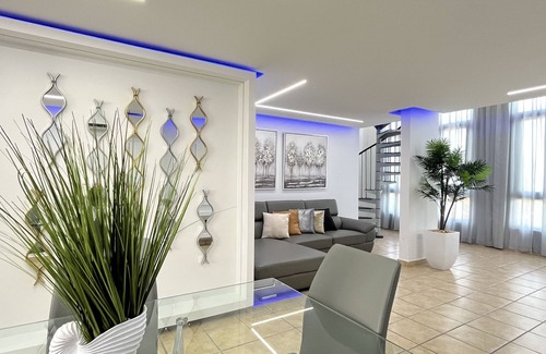 Mediania Alta Apartamento | Playa, Piscinas y Mesa de Billar para 8 personas