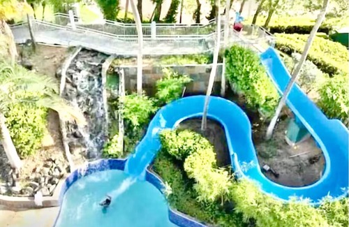 Mediania Alta Apartamento | Famous Beachside resort with 4 pools, slides, recreatives areas