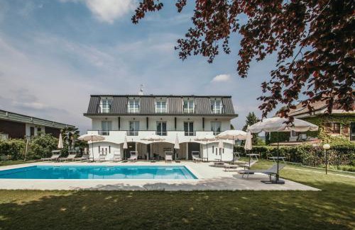 Villaggi Apartamento | Aquavista Residence - Panoramic Lakefront Penthouses with Pool