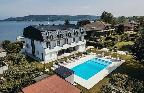 Villaggi Apartamento | Aquavista Residence - Lakeview Holiday Apartments with Pool