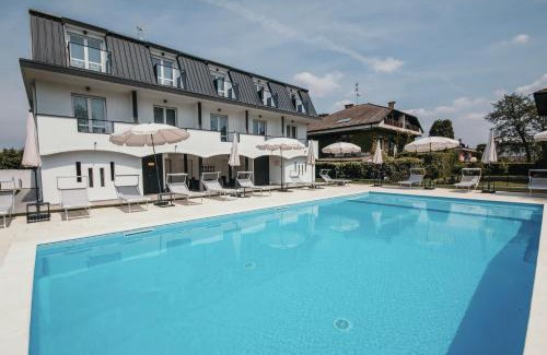 Villaggi Apartamento | Aquavista Residence - Lakeview Holiday Apartments with Pool