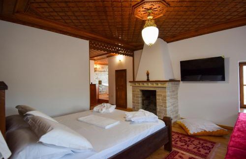 Gjirokaster Hotel | Aqueduct inn