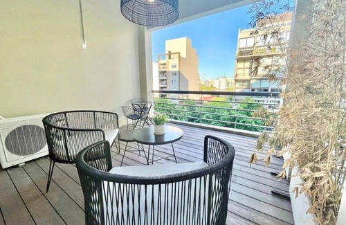 Chacarita Apartamento | Beautiful, modern apt for 4 guests