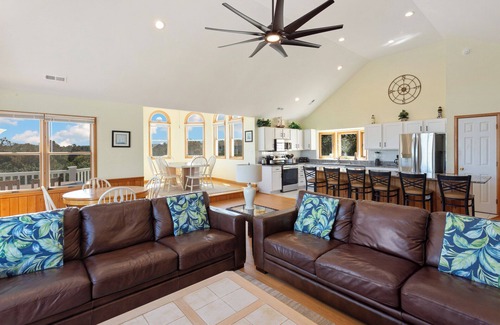 Whalehead Beach Casa | Ar Lan Y Mor*Beach 1000ft* Corolla *2 Dogs Ok*Pool