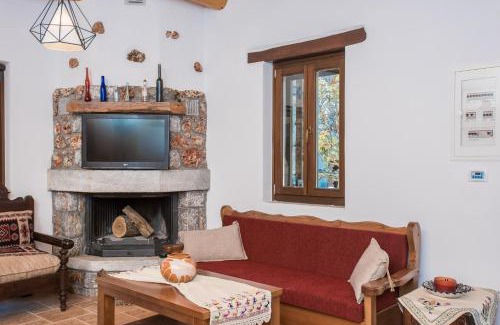 Aradena Casa | ARADENA TRADITIONAL House 4