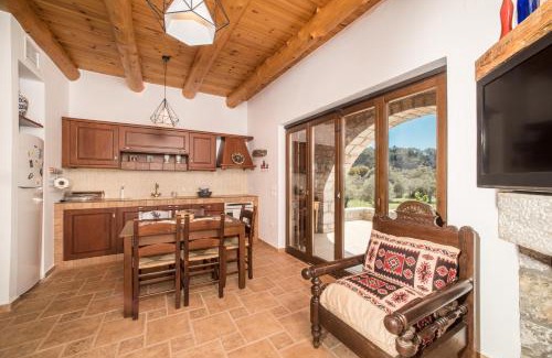 Aradena Casa | ARADENA TRADITIONAL House 4
