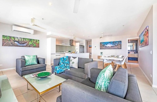 Darwin City Centre Apartamento | Arafura Edge - Resort Living and Breathtaking Views