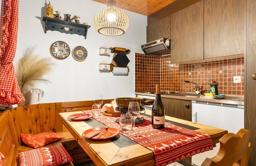 Ernen Apartamento | Aragon B48 by Interhome