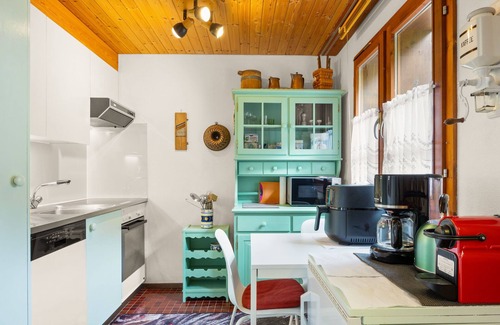 Ernen Apartamento | Aragon M88 by Interhome
