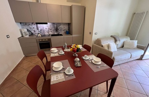 Intra Apartamento | Arancio Apartment in the centre of Verbania Intra