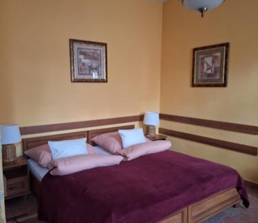 Esztergom Casa | Arany Elafánt Szálláshely