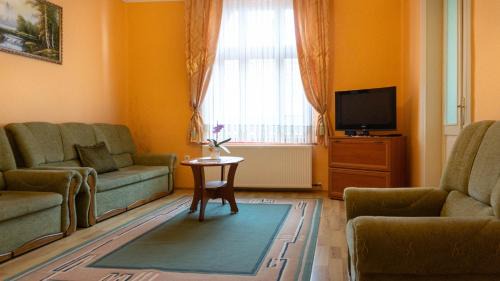 Tallya Casa | Aranynap Vendégház és Borászat