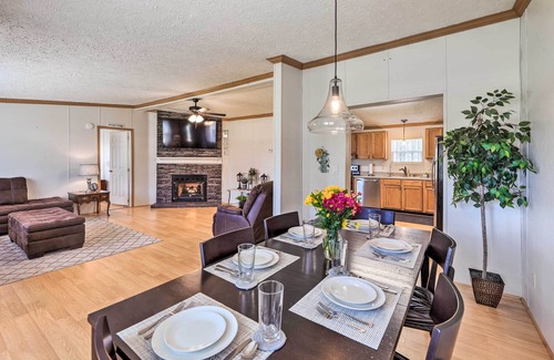 Minnesott Beach Casa | Arapahoe Home w/ Fireplace Near Deer Hunting