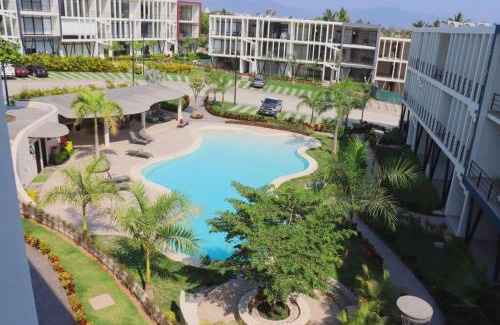 Mezcales Apartamento | Araquuna, Chic New Condo, Pool & Balcony By Valléra Homes