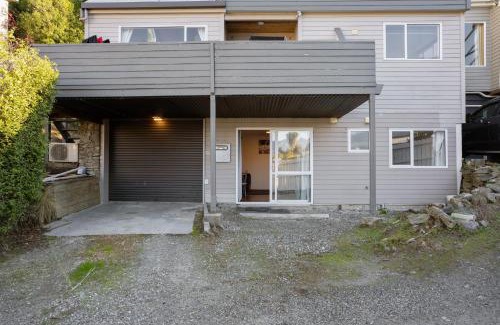 Fernhill Casa | Arawata Retreat - Queenstown Mountain Serenity