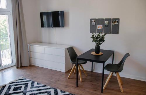 Schlangenluch Apartamento | Arbio Grünheide Monteurzimmer Parking included