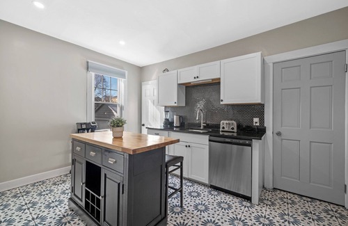 Roslindale Casa | “Arboretum Retreat” city of Boston