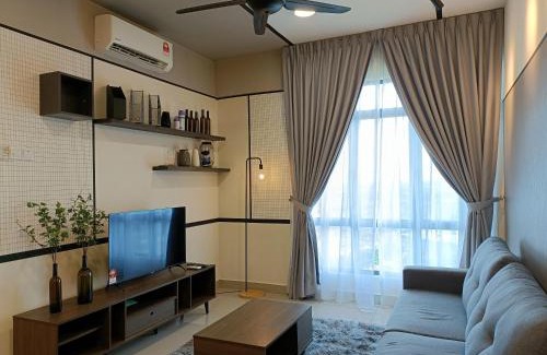 Taman Daya Apartamento | ARC Austin Hills Residensi by Antlerzone